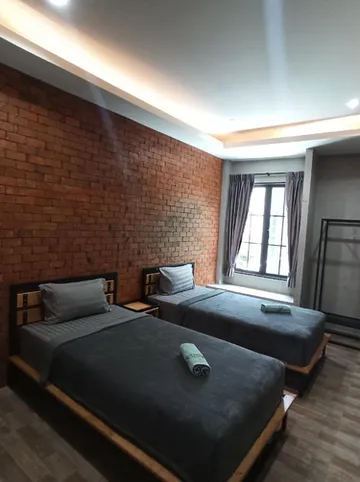 รูปภาพของแบร์รี่ ลอฟต์ 2