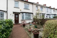 Homely Wee House Hotels in Newtownabbey