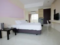Wisdom Hotel Hotels in Mueang Samut Songkhram