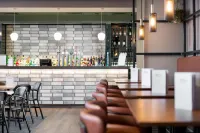 Hilton Garden Inn London Heathrow Airport - Bar