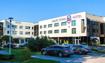 Grape Town Hotel - Park79