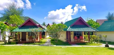 Golden Bay Cottage