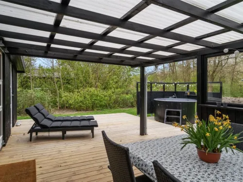 "Gustaf" - 400m to the Fjord Hotels in Hemmet