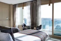 Ritz Plaza Hotel Hotels near Kunsan National University