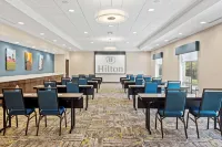Hampton Inn  Suites by Hilton Cincinnati West