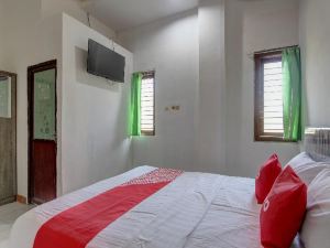 OYO 91690 Moza Guest House