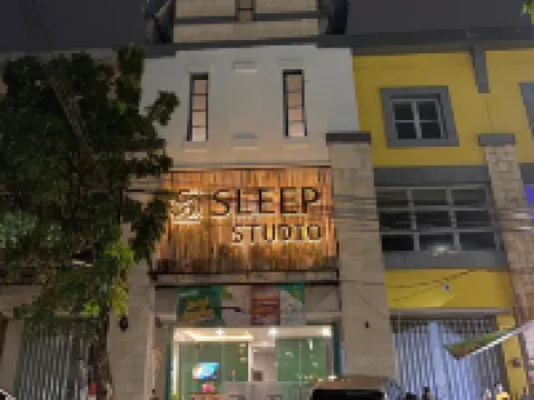Sleep Studio Hotel City Center Surabaya Hotels in Bubutan