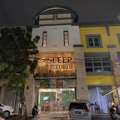 Sleep Studio Hotel City Center Surabaya Hotels in Bubutan