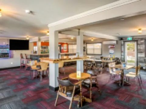 Motel 6 Moncton, NB โรงแรมในมองก์ตัน