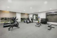 La Quinta Inn & Suites by Wyndham DFW West-Glade-Parks - Gym
