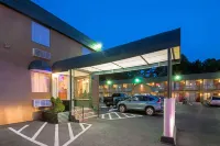 Travelodge by Wyndham Beckley - parkir