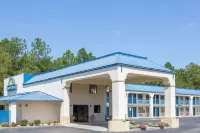 Days Inn by Wyndham Picayune - Parking