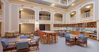 Hyatt Place New Orleans Convention Center - Barer