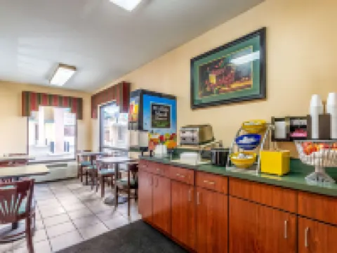 Econo Lodge Rocky Top Hotels in Anderson County