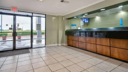 Studio 6 Texarkana, TX Отели рядом с достопримечательностью «Texarkana Convention Center»