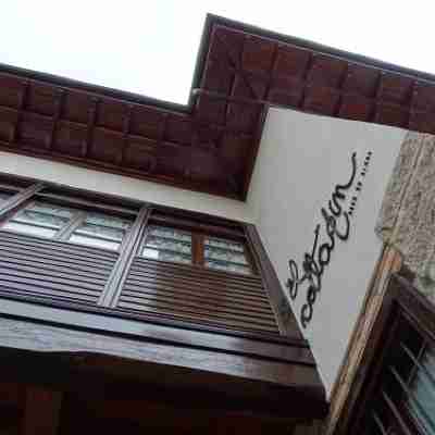 El Colladín Hotel Exterior