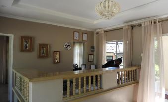 2 Bedroomed Apartment with en-Suite and Kitchenette - 2069