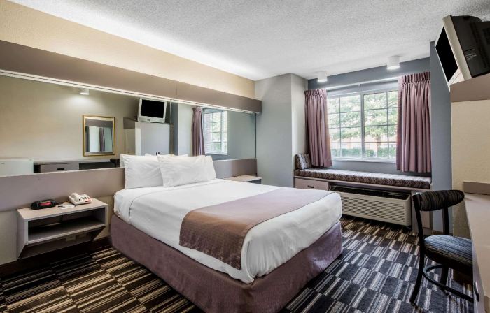 Microtel Inn & Suites by Wyndham Georgetown