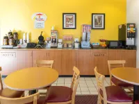 Super 8 by Wyndham Redmond - petit déjeuner