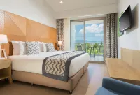 Blue Lagoon Palace - Beach