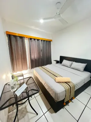 Private Room with King Size Bed Num023