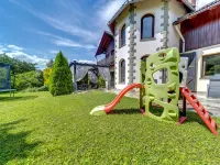 Zameczek Falsztyn Hotels in Lapsze Nizne