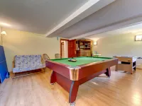 Zameczek Falsztyn Hotels in Lapsze Nizne