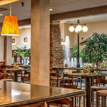 Radisson Hotel Fort Worth North-Fossil Creek Отели рядом с достопримечательностью «Fort Worth Herd Longhorn Cattle Drive»