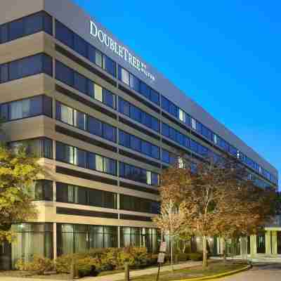 DoubleTree by Hilton Hotel Chicago - Schaumburg Hotel Exterior