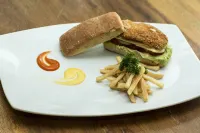 Puri Indah Hotel Hotels in Pagesangan Timur