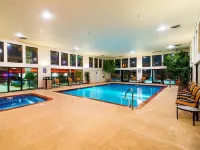 Hampton Inn St. George - مسبح