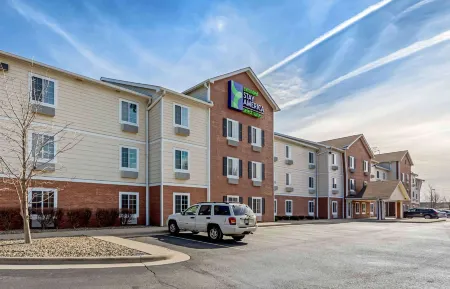 Extended Stay America Select Suites - Cleveland - Mentor Отели в г. Ментор-он--Лейк