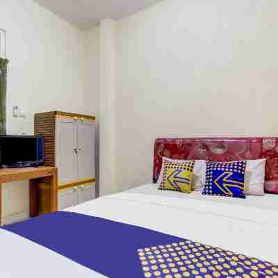 OYO Life 91374 Asia Stay Semarang Syariah Rooms