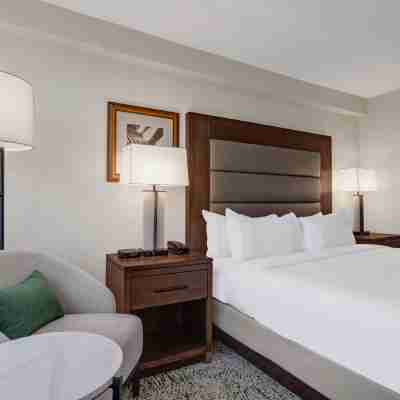 Hilton Arlington National Landing Rooms