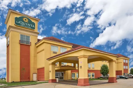La Quinta Inn & Suites by Wyndham Canton MS