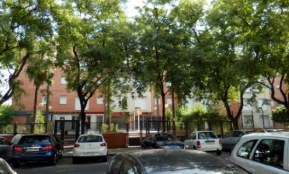 4. Apartame..