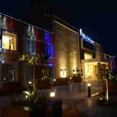 Club Mahindra Dwarka Hotel Exterior