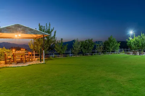 Kanishka Retreat
