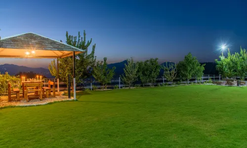 Kanishka Retreat