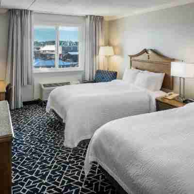 The Newport Harbor Hotel & Marina Rooms