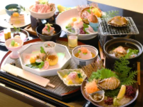 青山やまと 伊東のホテル