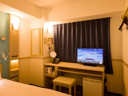 Toyoko Inn Shin-Aomori-Eki Higashi-Guchi