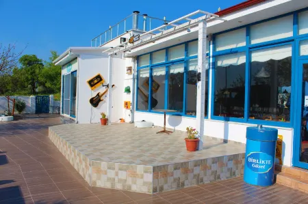 Mavi Pansiyon & Restaurant