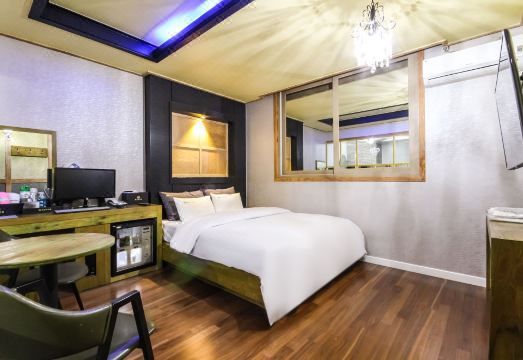 부안 황금 드라이브인 무인텔