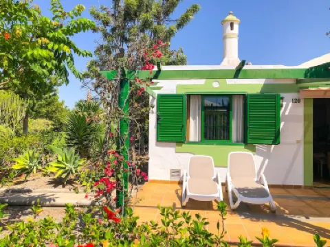 Bungalows Cordial Sandy Golf Hotels near Sioux City Park | San Agustín