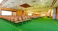 Hotel Aro Palace