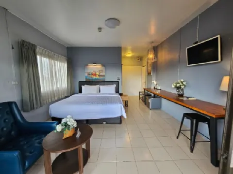 ภูสรวงเพลส โรงแรมใกล้La Residencia