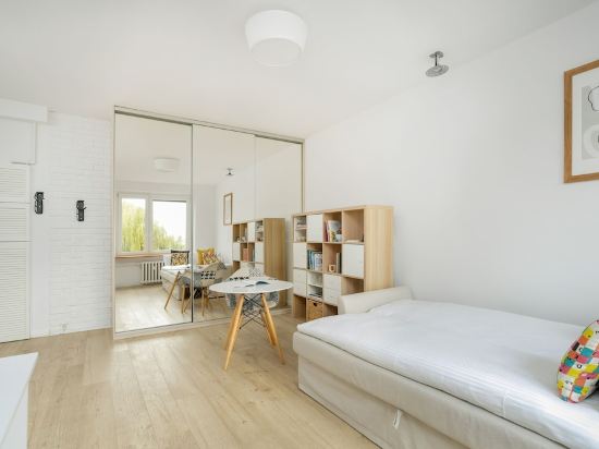 Hetmańska Comfy Studio Poznań by Noclegi Renters