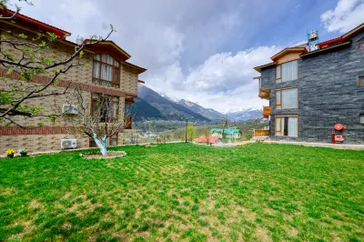 Clarks Inn Suites, Manali Hotels in Sajla