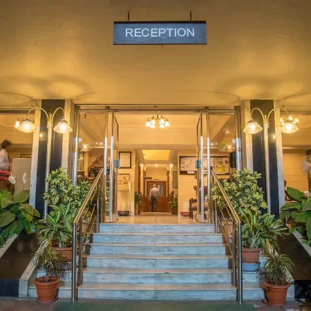 Hotel Ayodhya